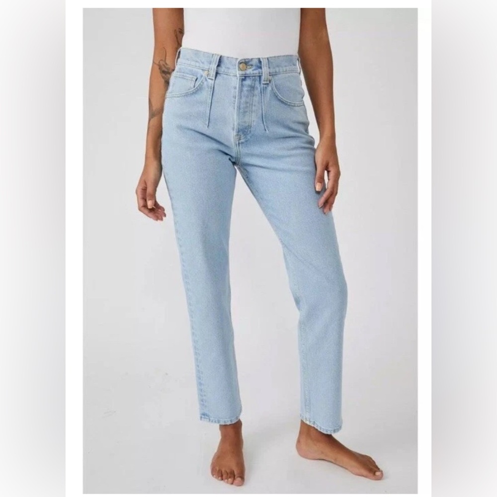 We The Free Light Wash Straight Leg Jeans